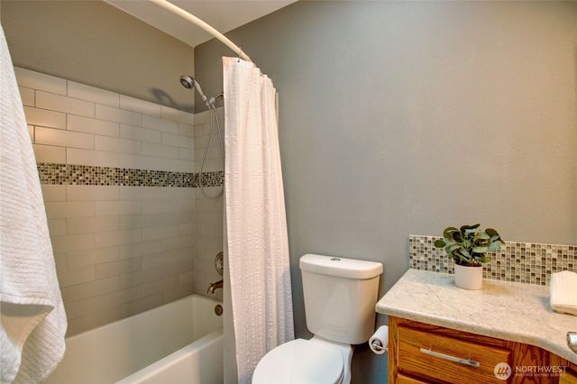 12297 Bayhill Drive, Burlington, WA 98233