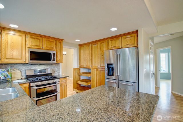 12297 Bayhill Drive, Burlington, WA 98233