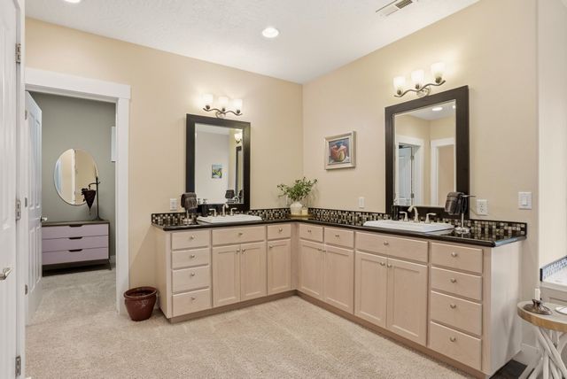 14126 E Forker Ridge Ln, Spokane, WA 99216