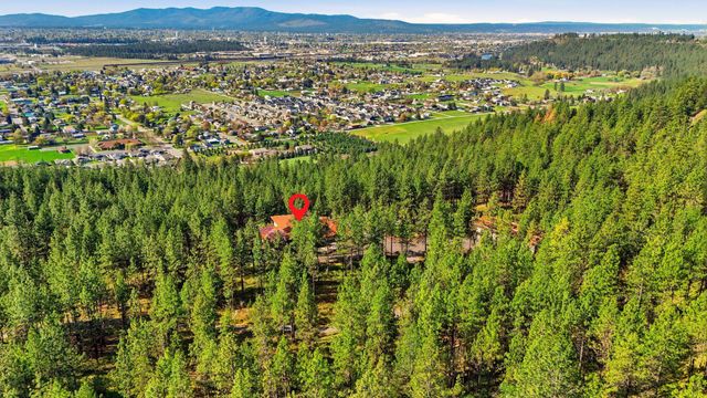 14126 E Forker Ridge Ln, Spokane, WA 99216