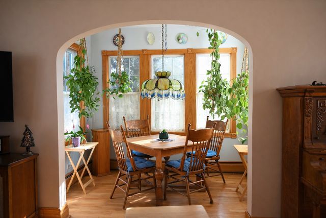 251 S Oakland, Elmhurst, IL 60126