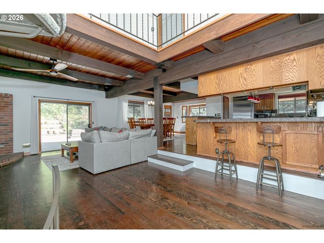 42440 Se WILDCAT MOUNTAIN Dr, Sandy, OR 97055