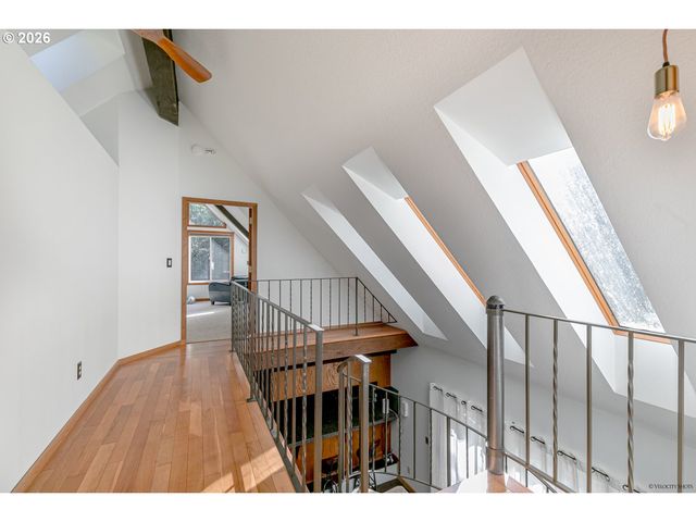 42440 Se WILDCAT MOUNTAIN Dr, Sandy, OR 97055