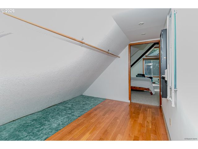 42440 Se WILDCAT MOUNTAIN Dr, Sandy, OR 97055