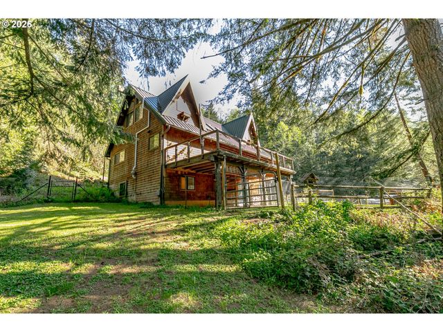 42440 Se WILDCAT MOUNTAIN Dr, Sandy, OR 97055