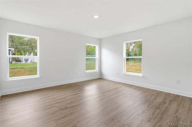 8974 N Athens Drive, Dunnellon, FL 34433