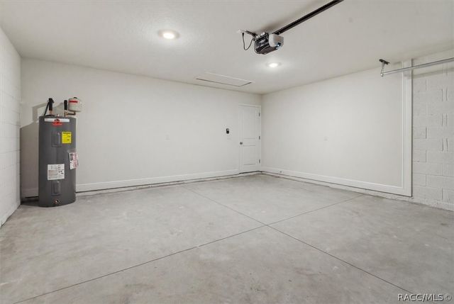 8974 N Athens Drive, Dunnellon, FL 34433