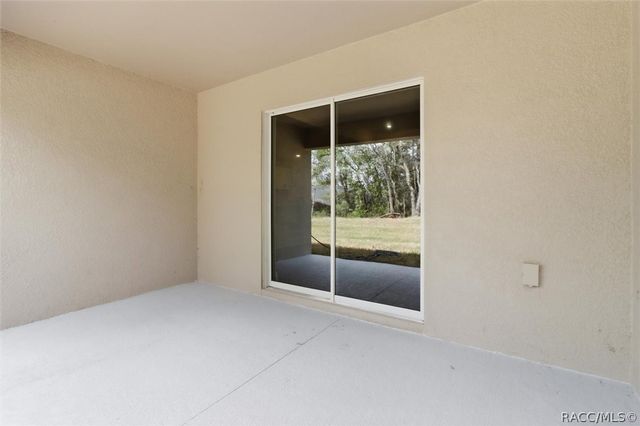 8974 N Athens Drive, Dunnellon, FL 34433