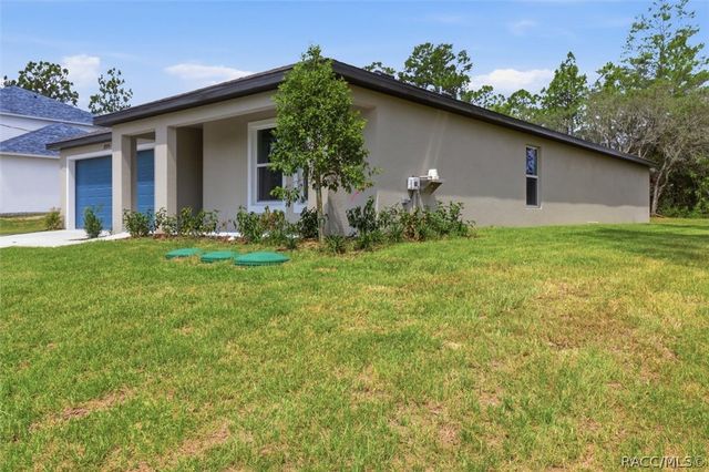 8974 N Athens Drive, Dunnellon, FL 34433