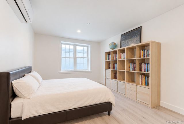 1652 Stillwell Avenue 2B, Brooklyn, NY 11223