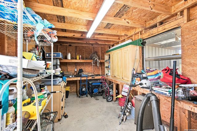 12778 FM 1346, St Hedwig, TX 78152