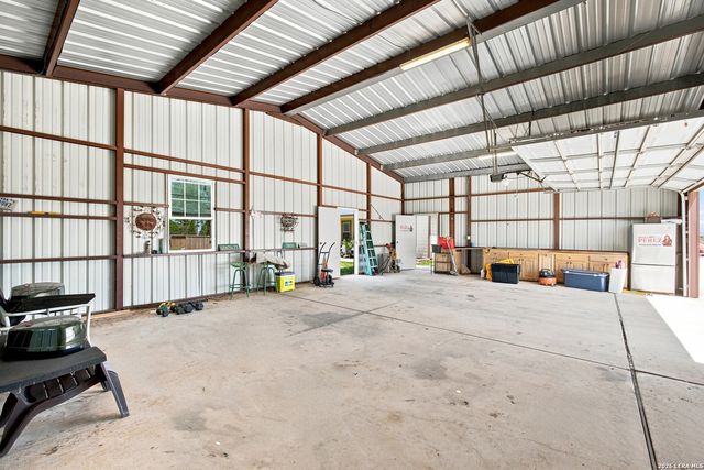12778 FM 1346, St Hedwig, TX 78152