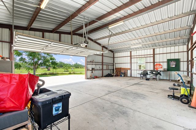 12778 FM 1346, St Hedwig, TX 78152
