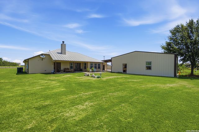 12778 FM 1346, St Hedwig, TX 78152
