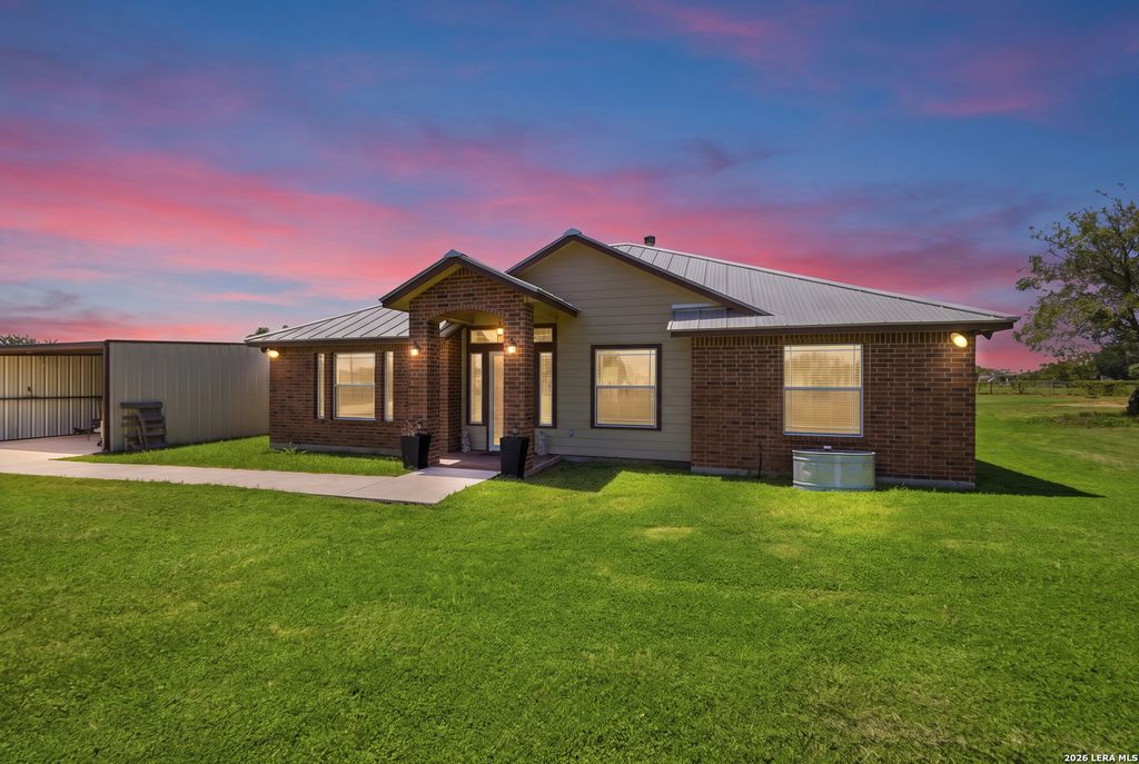 12778 FM 1346, St Hedwig, TX 78152