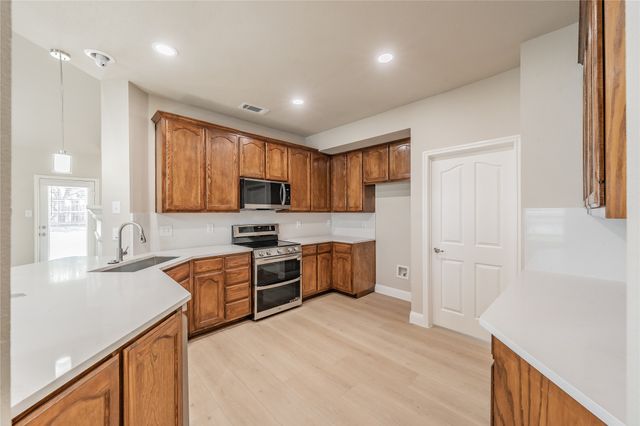 9420 Shields Street, Fort Worth, TX 76244