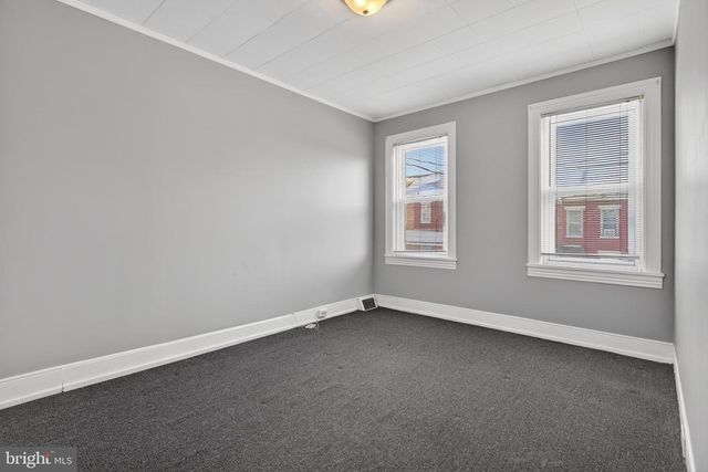 525 WALNUT ST, Columbia, PA 17512