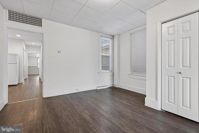 525 WALNUT ST, Columbia, PA 17512