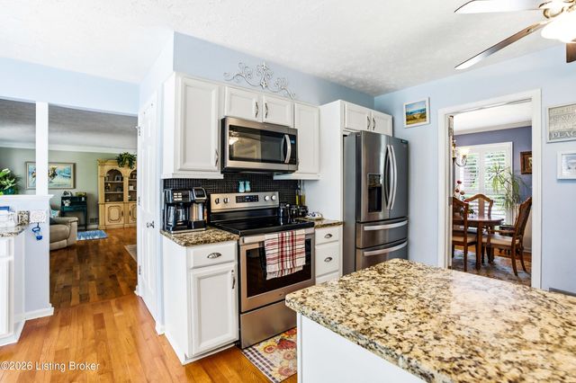468 Oak Crest Dr, Shelbyville, KY 40065