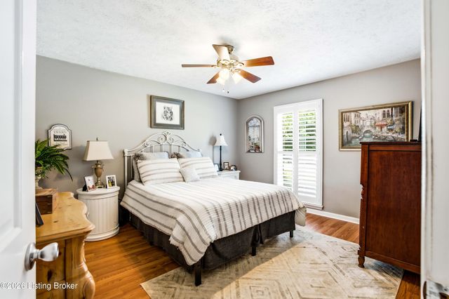 468 Oak Crest Dr, Shelbyville, KY 40065