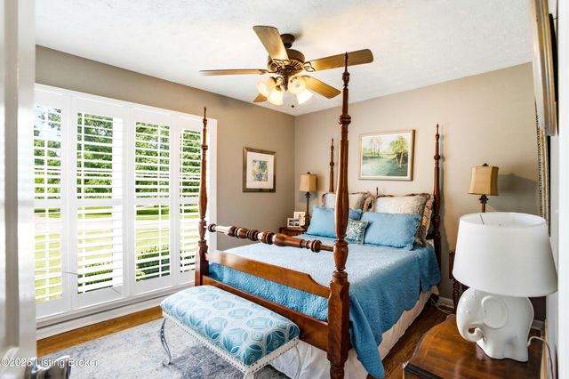 468 Oak Crest Dr, Shelbyville, KY 40065