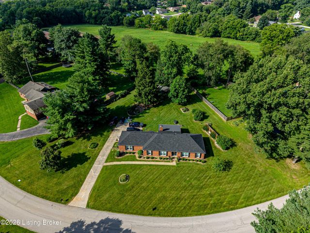 468 Oak Crest Dr, Shelbyville, KY 40065