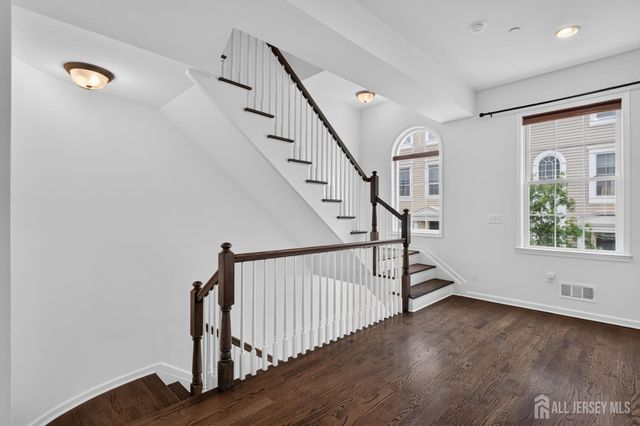 247 Bradley Drive, Wood-ridge, NJ 07075