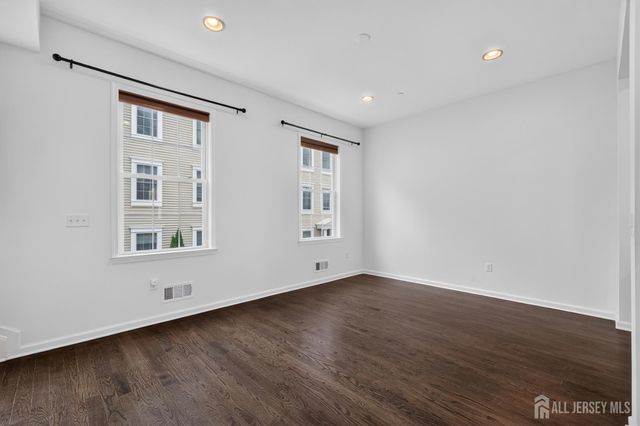 247 Bradley Drive, Wood-ridge, NJ 07075