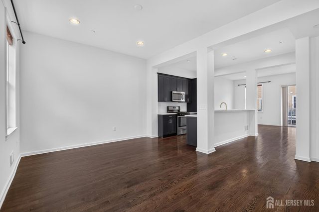 247 Bradley Drive, Wood-ridge, NJ 07075