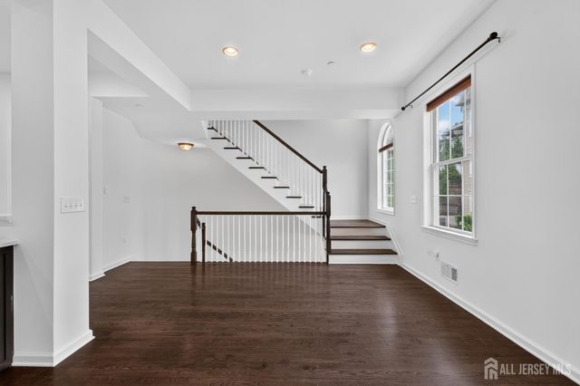 247 Bradley Drive, Wood-ridge, NJ 07075