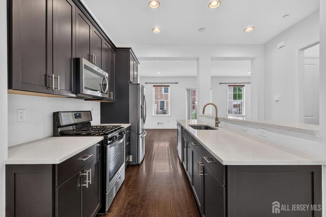 247 Bradley Drive, Wood-ridge, NJ 07075