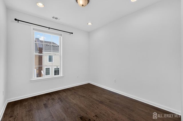 247 Bradley Drive, Wood-ridge, NJ 07075