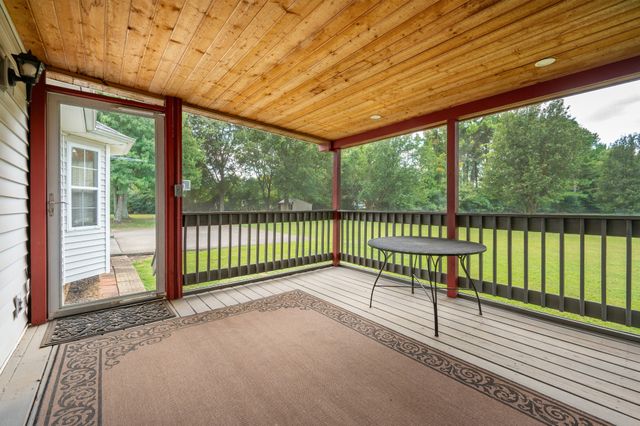 1026 Gary Ct, Murfreesboro, TN 37128