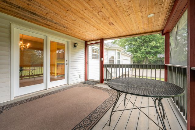 1026 Gary Ct, Murfreesboro, TN 37128