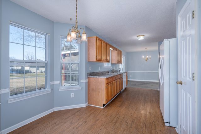 1026 Gary Ct, Murfreesboro, TN 37128