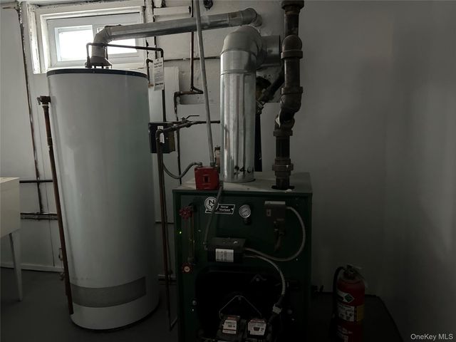 42 Princeton Street, Valley Stream, NY 11580