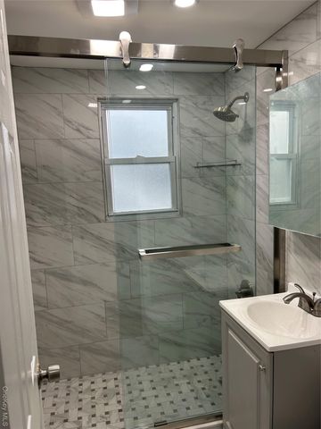 42 Princeton Street, Valley Stream, NY 11580