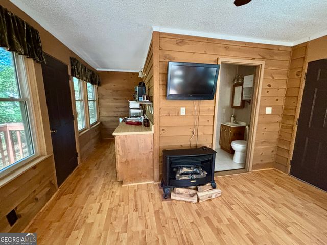 345 Hidden Valley Road, Cleveland, GA 30528