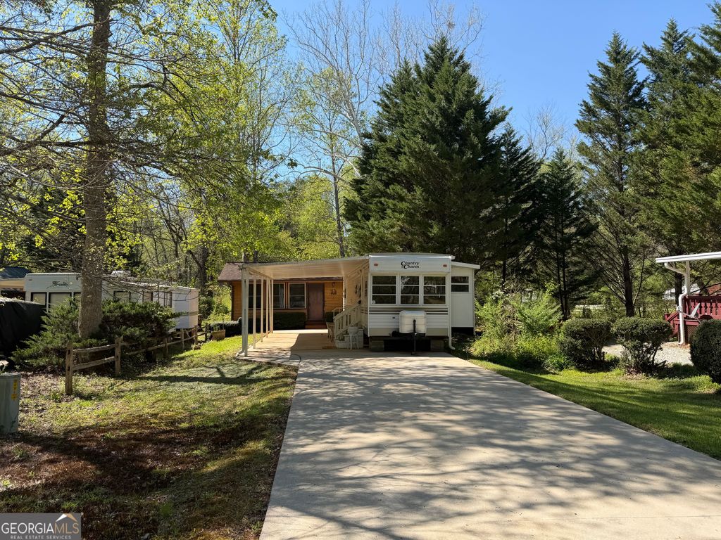 345 Hidden Valley Road, Cleveland, GA 30528