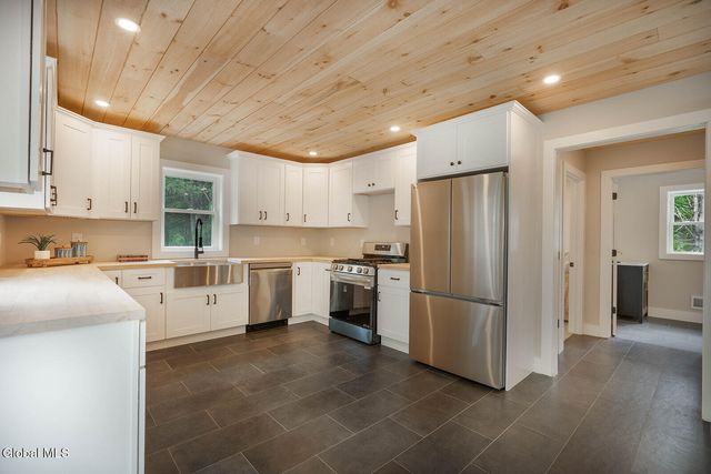 131 Powderhorn Way, Argyle, NY 12823