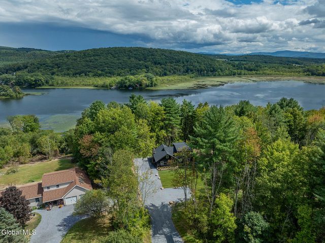 131 Powderhorn Way, Argyle, NY 12823