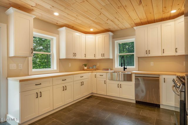 131 Powderhorn Way, Argyle, NY 12823