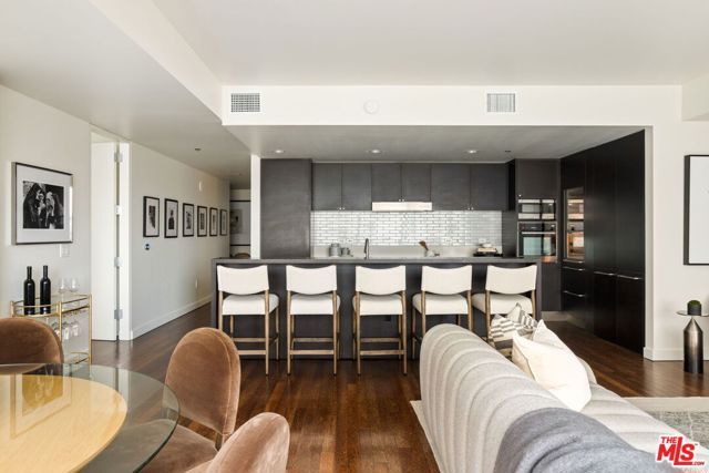 6250 Hollywood Boulevard 5N, Los Angeles, CA 90028