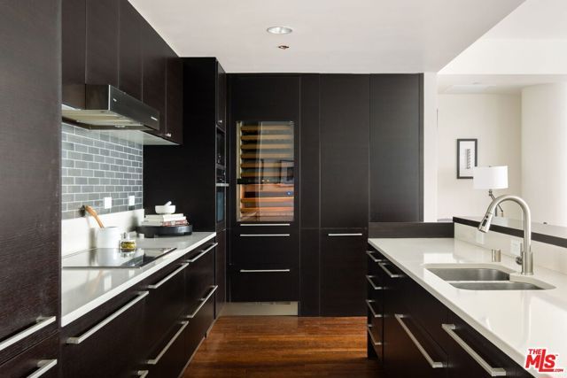 6250 Hollywood Boulevard 5N, Los Angeles, CA 90028