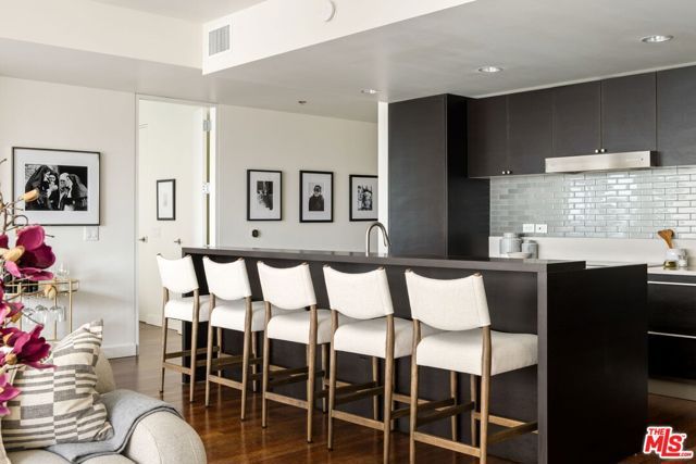 6250 Hollywood Boulevard 5N, Los Angeles, CA 90028