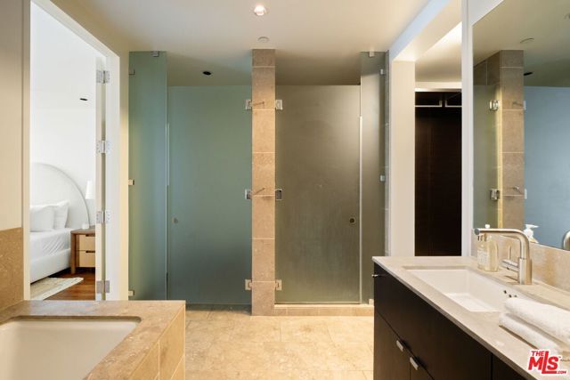 6250 Hollywood Boulevard 5N, Los Angeles, CA 90028