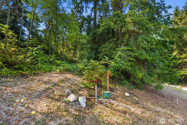 2689 SE Camano Drive, Camano Island, WA 98282