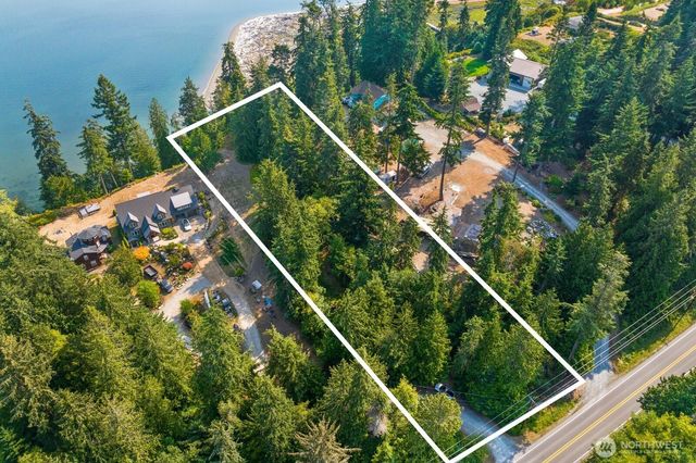 2689 SE Camano Drive, Camano Island, WA 98282