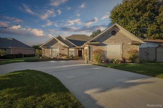 31657 N River Road, Harrison Twp, MI 48045