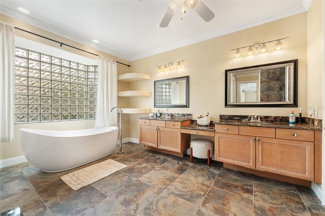 8612 OLDBRIDGE LANE, Orlando, FL 32819